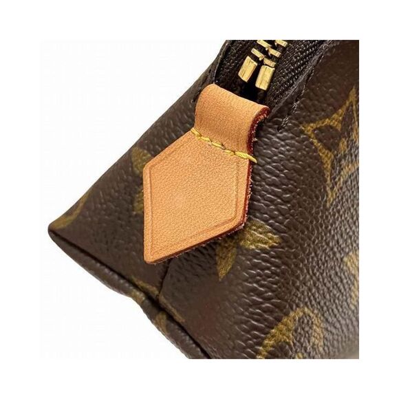 Pre Loved Louis Vuitton Cosmetic Pouch Women Brown Clutches - Picture 8 of 8